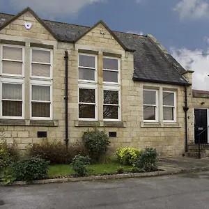 https://courtyard-mews-3-rodley-hall-leeds.yorkshirehotels.net